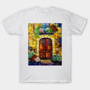 Castello d'empuries. The door to the old house T-Shirt